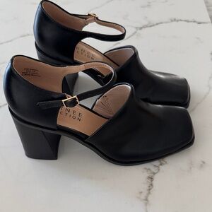 Journee Collection Black Block Heel Pumps Like New 7.5